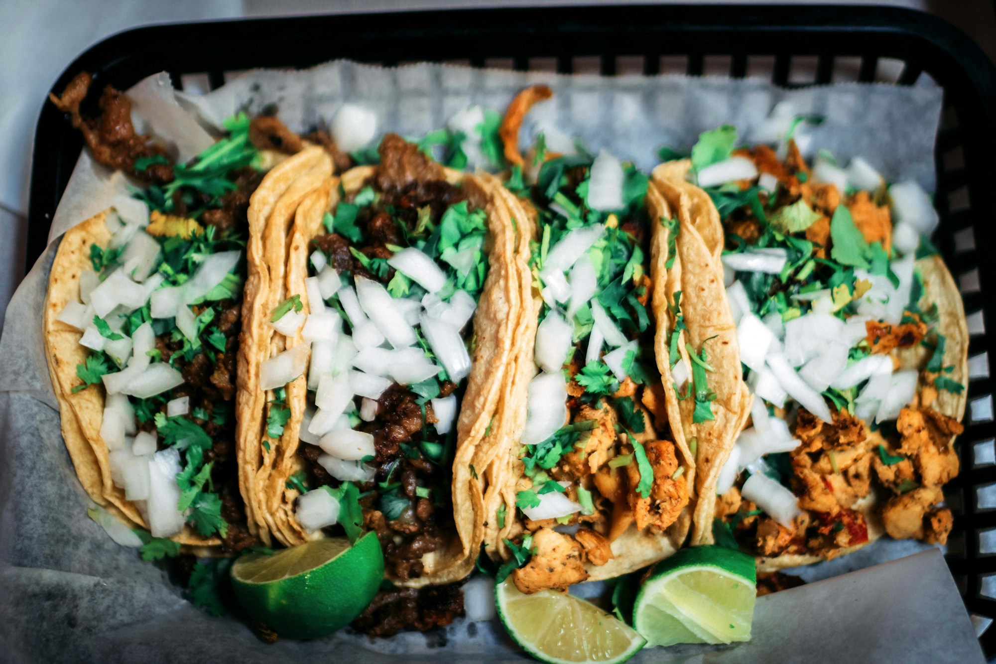 Plato de food truck mexicano